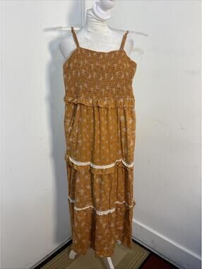 Universal Thred Good co Women's Summer Maxi flower Dress Side Pockets Size S